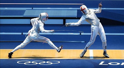 BATTLE OF BRITAIN: Natalia Sheppard and Sophie Troiano clash in first-round bout at Excel